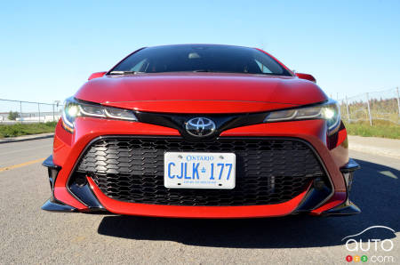 2021 Toyota Corolla Hatchback Special Edition, front